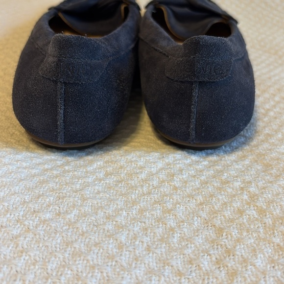 Vionic‎ Suede Moccasins with Bow Detail Norah Outerspace size 6.5 - Picture 4 of 9